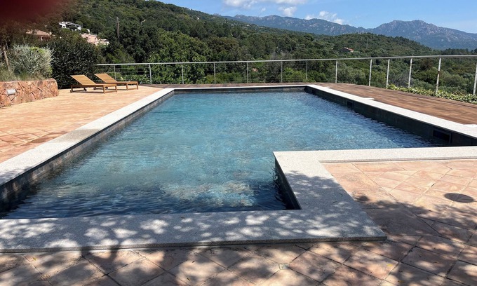 Mucchitone Apartamento | Apartamento en chalet con piscina