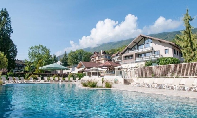 Saint-Jorioz Apartamento | Apartamento en residencia con piscina, cerca del lago de Annecy