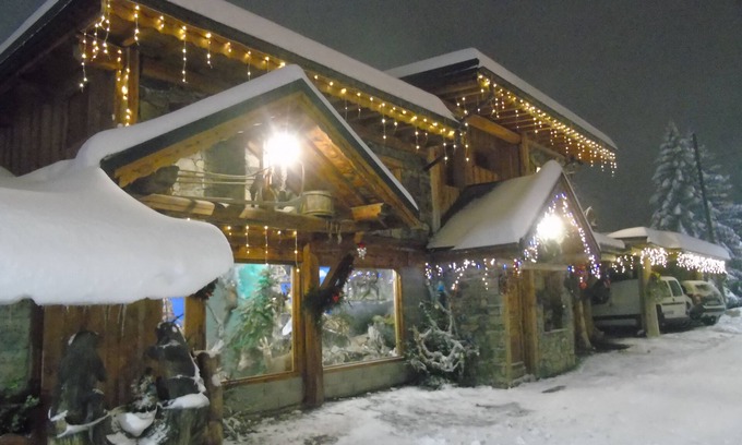 Chamrousse Apartamento | Apartment in resort center chalet