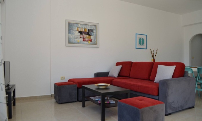 Qender Apartamento | Apartamento en Saranda con vistas al mar