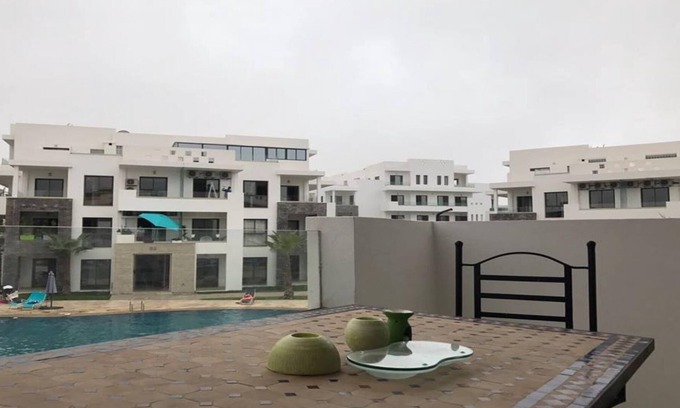 Agadir Bay Apartamento | APARTAMENTO SONABA FOUNTY 2CH terraza de la piscina