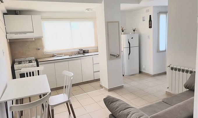 Neuquen Apartamento | Apartment in the center of Neuquen capital. Ideal tourism and business
