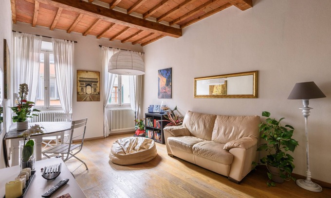 Arezzo Apartamento | Apartamento en el casco antiguo con 2 dormitorios, 2 baños y gran terraza