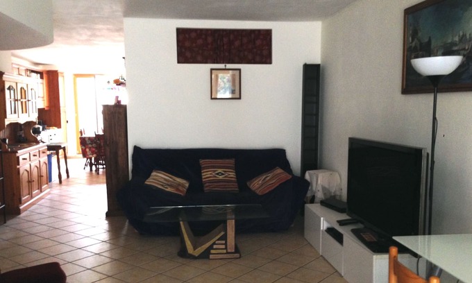 Zona XXX Castel Fusano Casa | Apartamento en villa cerca del mar de Ostia.