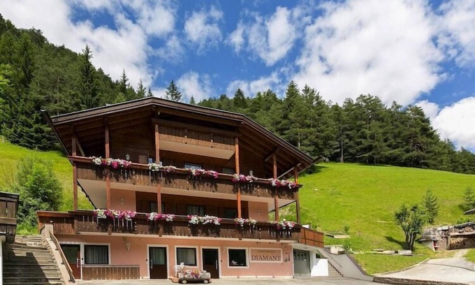 Santa Cristina Val Gardena Apartamento | Apartamento en Val Gardena cerca de pistas