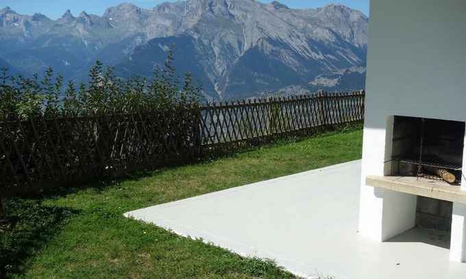 Nendaz Apartamento | Apartamento en Suiza con Balcón Privado