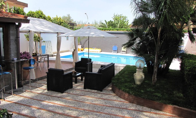Partanna Villa | Apartamento en villa residencial de aprox. 250 piscinas privadas, uso exclusivo.