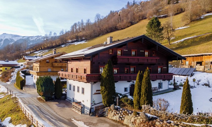 Zell am See Apartamento | Apartment in Zell am See with ski bus 100m away