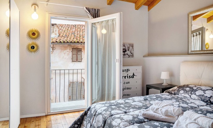 Piazza Apartamento | Apartamento 'Incantevole Loft' con balcón, Wi-Fi y aire acondicionado