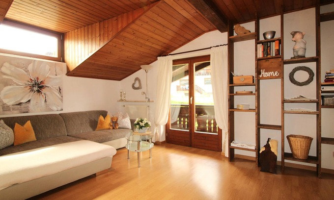 Rifiano Apartamento | Apartamento 'Innerhofer - Nordbalkon' con vistas a la montaña, piscina compartida y Wi-Fi