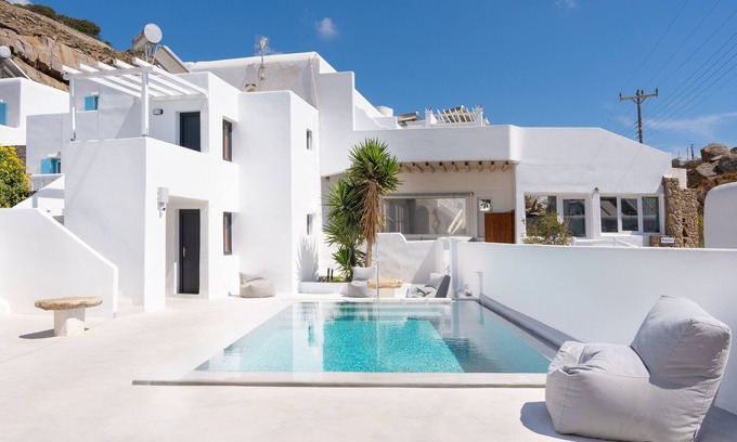 Tourlos Apartamento | Apartamento 'Irene's Studio' con piscina compartida, Wi-Fi y aire acondicionado