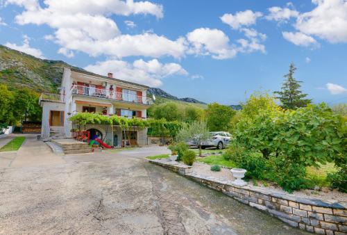 Tribalj Apartamento | Apartment Ivona