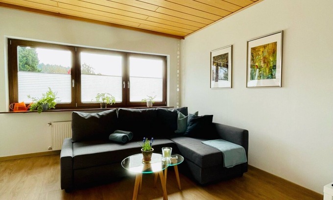 Niedershausen Apartamento | Apartamento 'Ferienwohnung Johanna' con terraza compartida y Wi-Fi