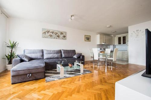 Podstrana Apartamento | Apartment Jully