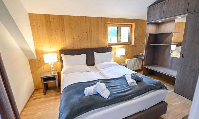 Uebelbach Apartamento | Apartment Käfer with breakfast in the Pension Herti - Haus Pastner am Teich