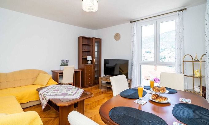 Dubrovnik Apartamento | Apartment Klaudia - Two Bedroom Apartment with Balcony