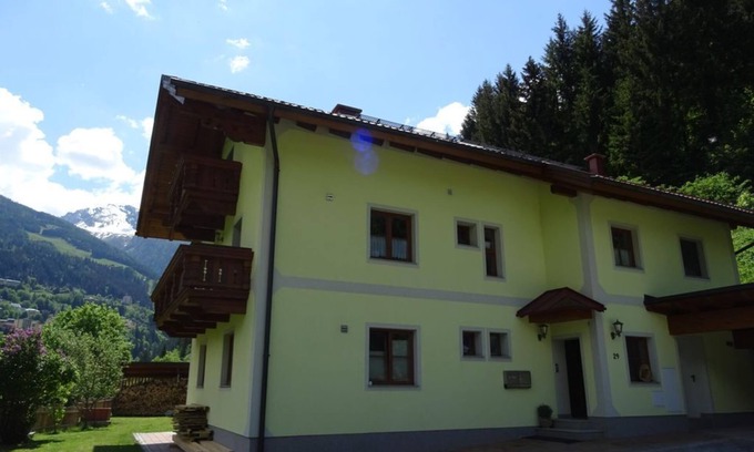 Bad Gastein Apartamento | Apartment Klausner - Apartment with a view