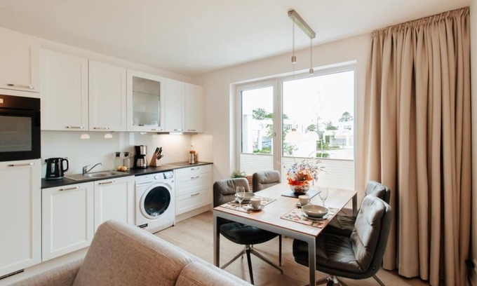 Lohme Apartamento | Apartment Kranich - Modern. Quiet. Sun terrace. Dogs allowed.