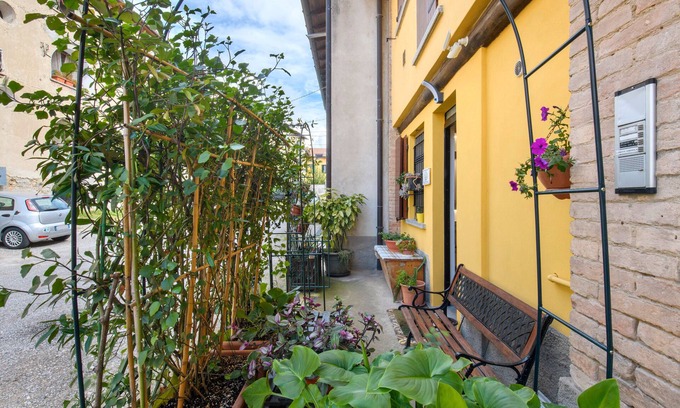 Monguzzo Apartamento | Apartamento 'La Casa Del Barba' con Wi-Fi