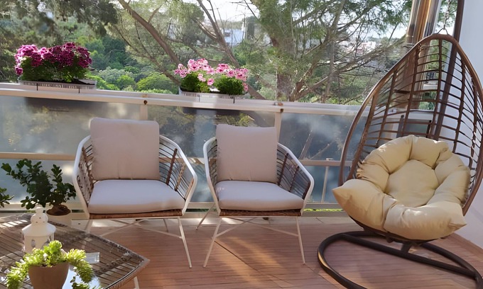 Noicattaro Apartamento | Apartamento 'La Dimora Del Benessere' con balcón y aire acondicionado
