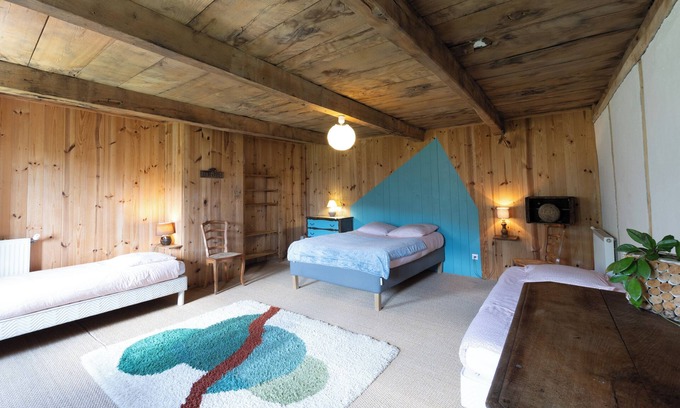Valgorge Apartamento | Apartamento 'La Ferme De Chalas - Appart'chambre' con piscina compartida, terraza compartida y Wi-Fi