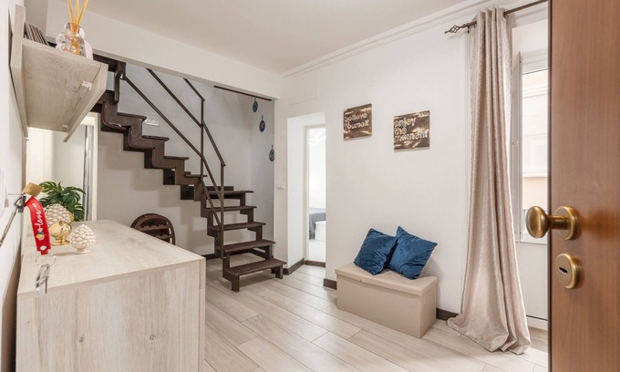 Centro Storico Apartamento | Apartamento 'La Loggia' con Terraza Privada, Wi-Fi y Aire Acondicionado