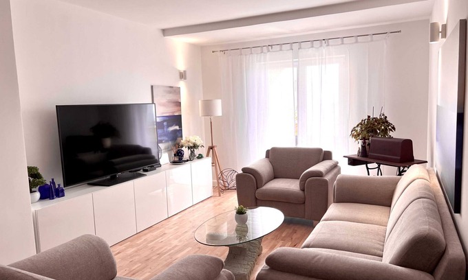 Gruz Apartamento | Apartment Lana - Two Bedroom Apartment with Terrace and Sea View