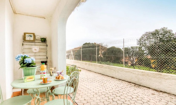 Carqueiranne Apartamento | Apartment Le Clos des 3 Palmiers