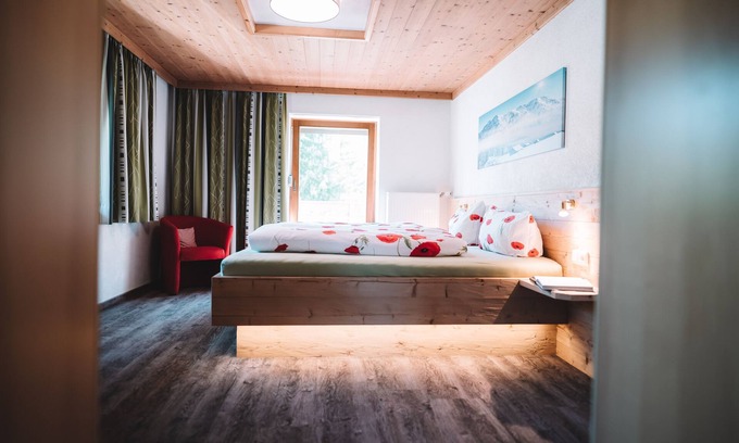 Bach Apartamento | Apartment LECHTAL for 2-4 people and large balcony