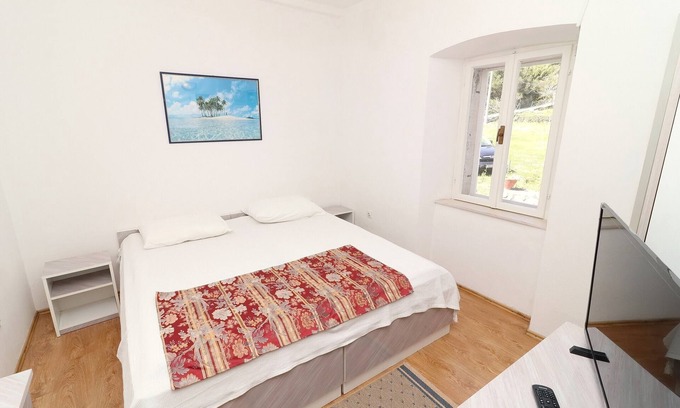 Slano Apartamento | Apartment Lepur Slano - Two-Bedroom Apartment with Terrace