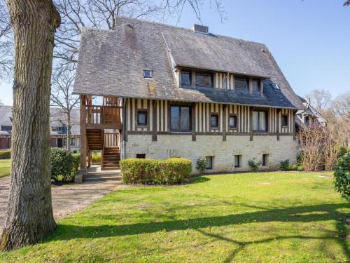 Tourgeville Apartamento | Apartment Les Hauts de Deauville-1 by Interhome