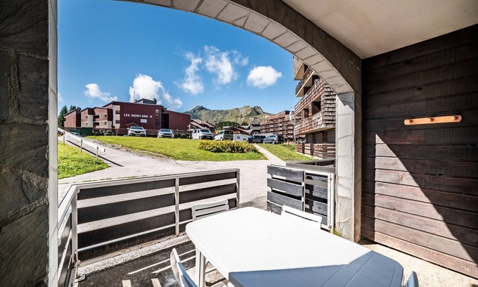 Le Praz de Lys Apartamento | Apartamento 'Les Pralyssimes' con vistas a las montañas, terraza privada y Wi-Fi