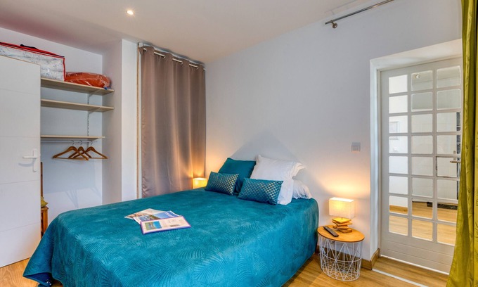 La Salvetat-sur-Agout Casa | Apartamento 'Les Tables Aux Vaches-Chambre Agout' con terraza privada, jardín privado y Wi-Fi