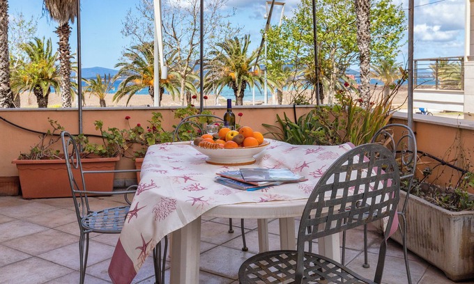 Pivarada Apartamento | Apartamento "Lilla" con vistas al mar, terraza privada y Wi-Fi