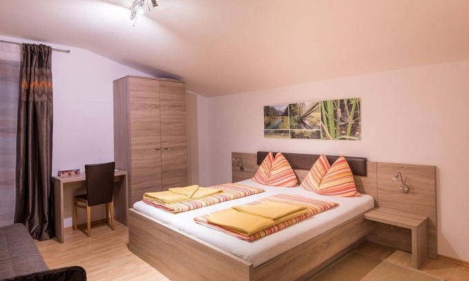 Obervellach Cama Y Desayuno | Apartamento LONZA - Guesthouse Zwischenberger ***