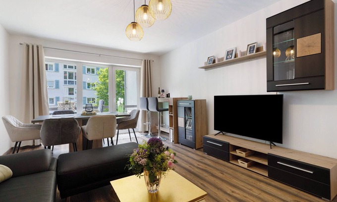 Hornberg Apartamento | Apartamento 'Lopezan home and living' con terraza compartida, balcón y Wi-Fi