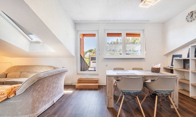 Bindlach Apartamento | Apartamento 'Luna' con vistas a la montaña, Wi-Fi y aire acondicionado