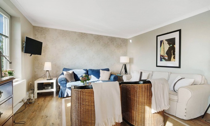Pellworm Apartamento | Apartment 'Luv' with Shared Garden and Wi-Fi