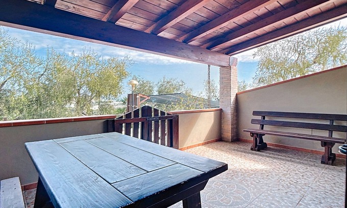 Chiesiola Apartamento | Apartamento 'Mapa - Carrubo' con vistas al mar, Wi-Fi y aire acondicionado