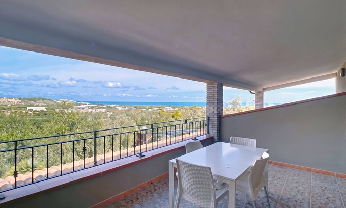 Chiesiola Apartamento | Apartamento 'Mapa - Sorba' con vistas al mar, Wi-Fi y aire acondicionado