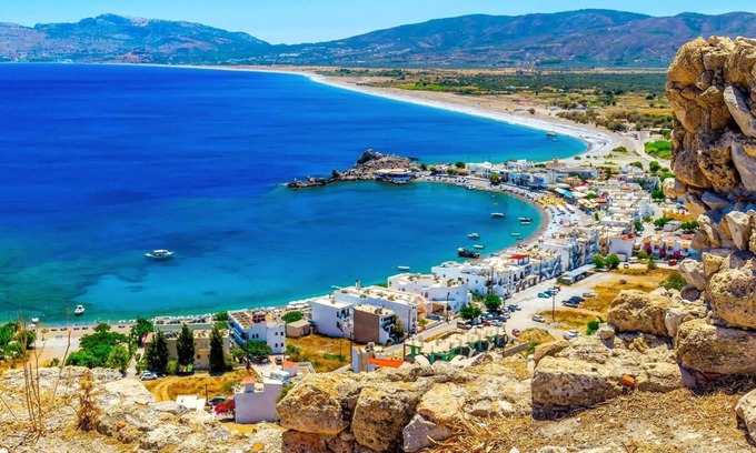 Haraki Casa | Apartment 'Mediterranean Retreat' with Sea View, Wi-Fi and Air Conditioning