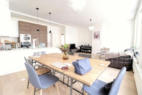 Dusseldorf Old Town Apartamento | Apartment mit 4 zimmer nahe Düsseldorf-Centre