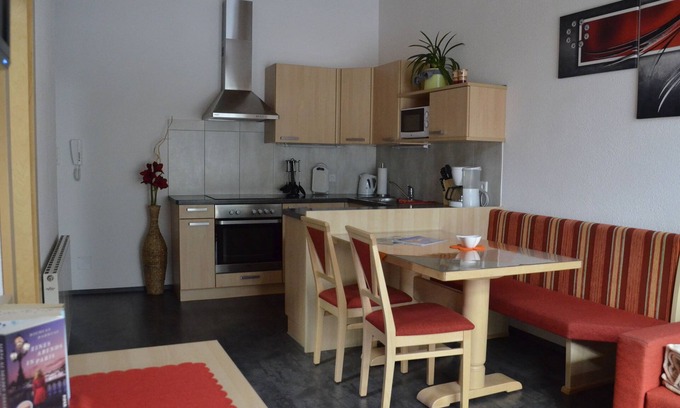 Umhausen Apartamento | Apartment mit Bergpanorama