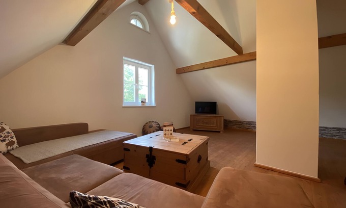 Ravensburg Apartamento | Apartamento 'Mit Giebelzimmer' con jardín compartido y Wi-Fi