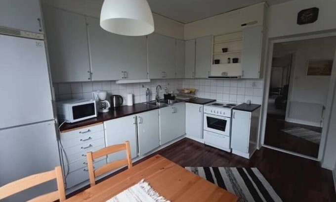 Ljustorp Apartamento | Apartment mit Kostenloser Parkmöglichkeit