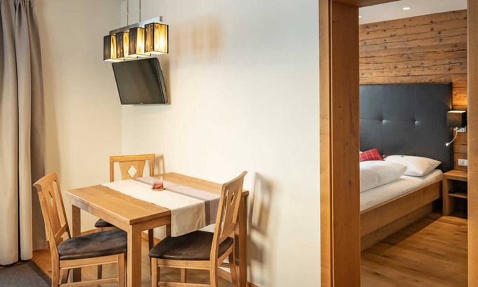 Warth Apartamento | Apartment Mizzi - AlpHus Appartements