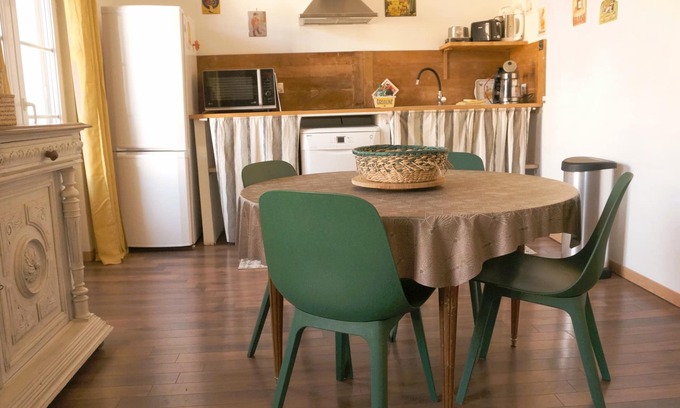 Bedarieux (ornac) Apartamento | Apartamento N ° 6 F2 de 50 m² dormitorio independiente. 1er piso