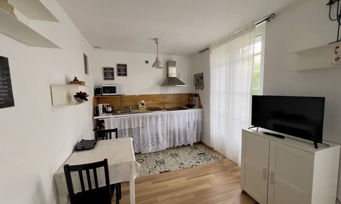 Bedarieux (ornac) Apartamento | Apartment n°4 - Ground floor studio - separate bathroom