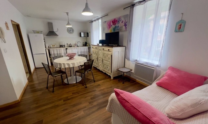 Bedarieux (ornac) Apartamento | Apartment n°5 - T2 separate bedroom and bathroom