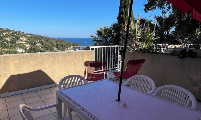 Le Lavandou Apartamento | Apartment n°3 near the beach - sea view + terrace